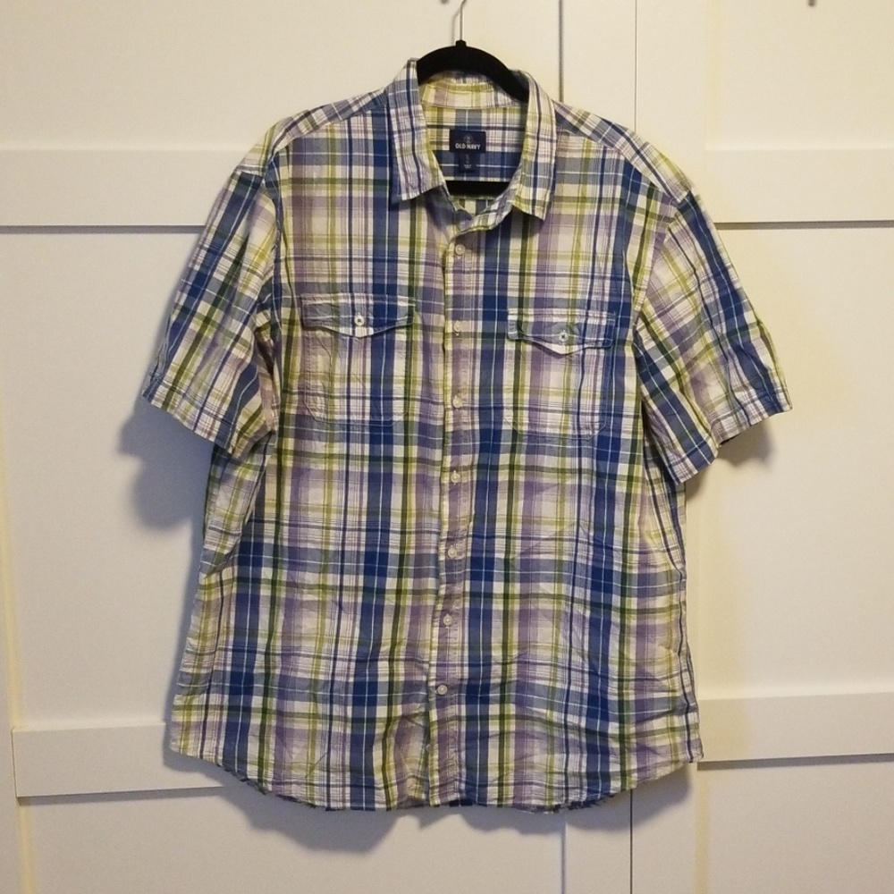 Old Navy Men's Short Sleeve Button Down